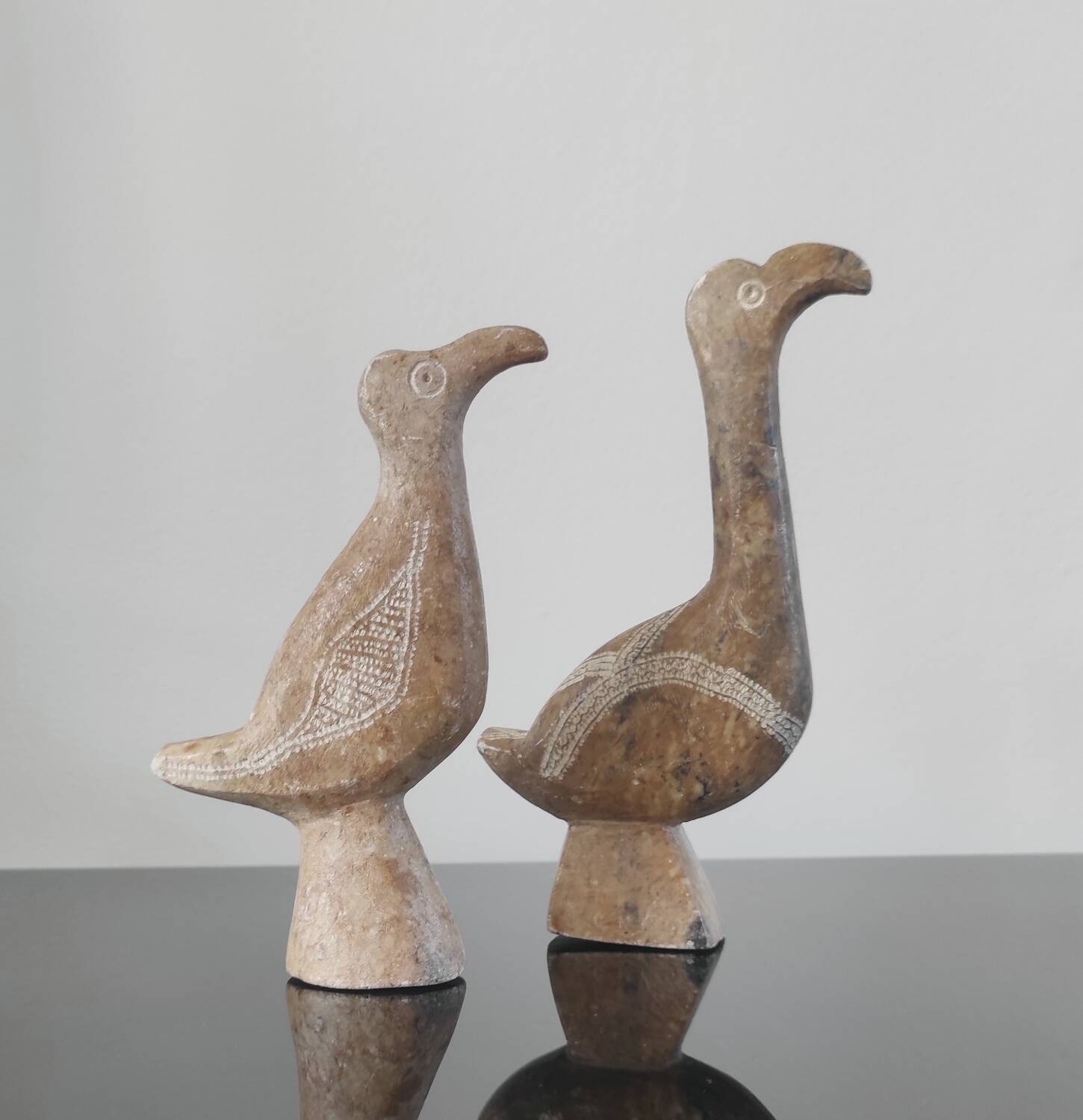 Two vintage birds in carved stone - Brutalist style / pop art