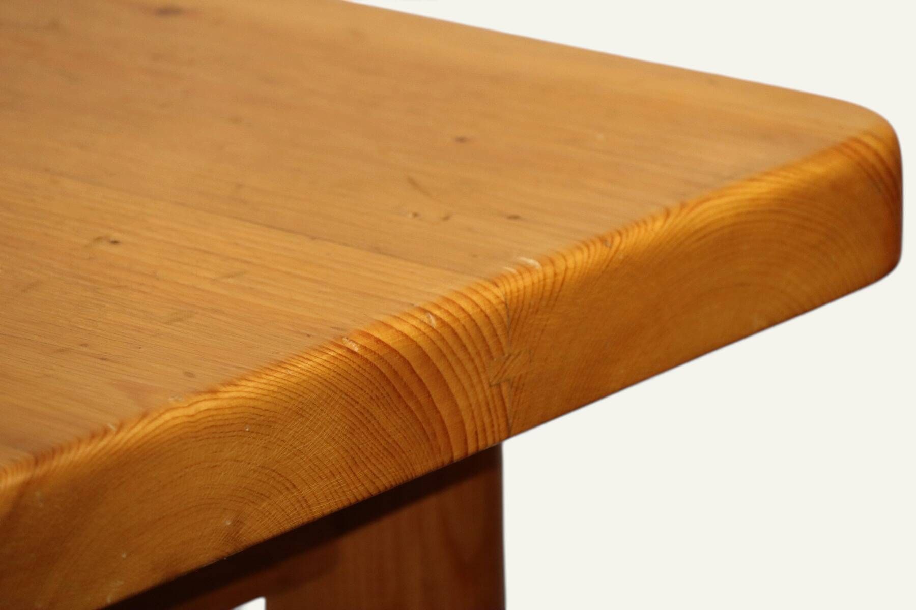 Table René Martin en pin massif moderniste, 1960