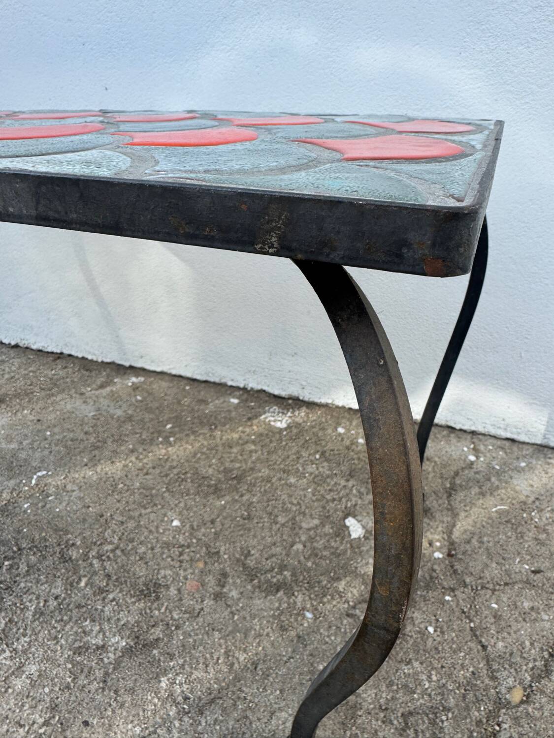 Ceramic coffee table with scales from the 1950s.
