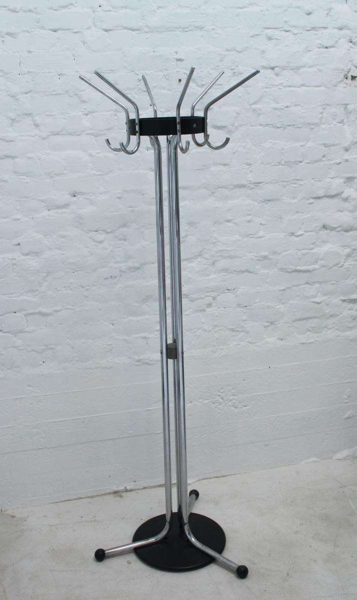 Tubax Belgium vintage hangers