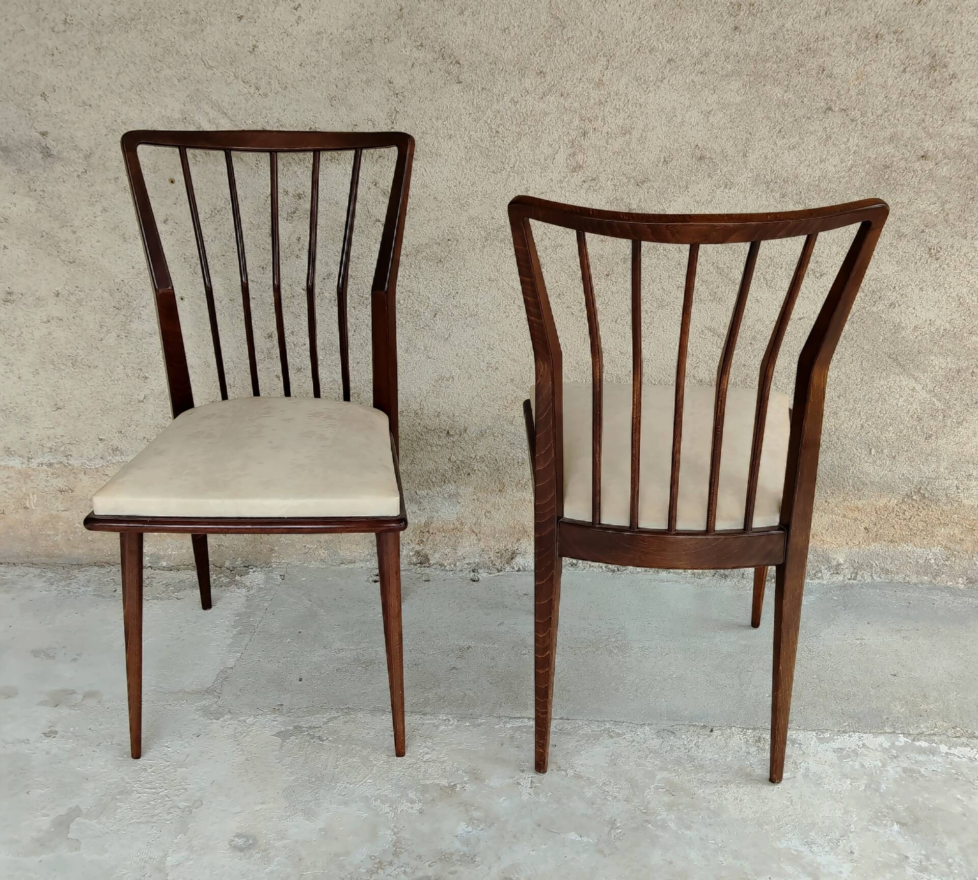 Suite de 4 chaises en bois par Maurizio Tempestini (It.) - mid.XXeme