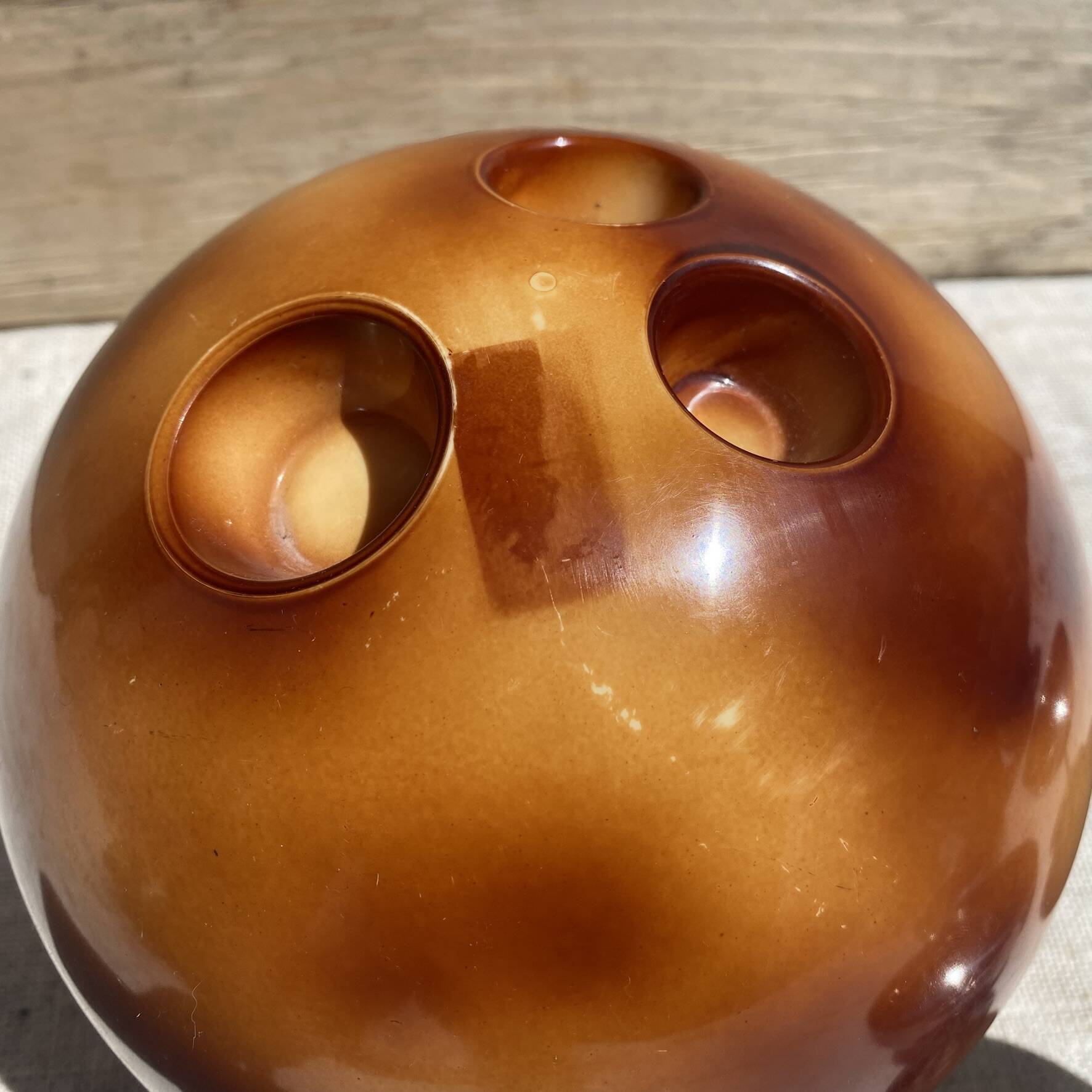Bac à glaçons boule de bowling Van Melle , France 1970