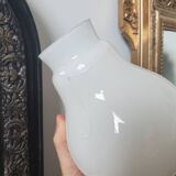 Albatre lamp and its globe