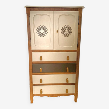 Armoire bois relookée