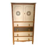Revamped wooden cabinet