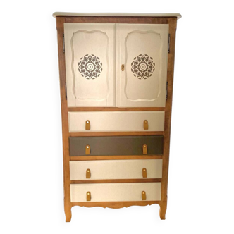 Revamped wooden cabinet