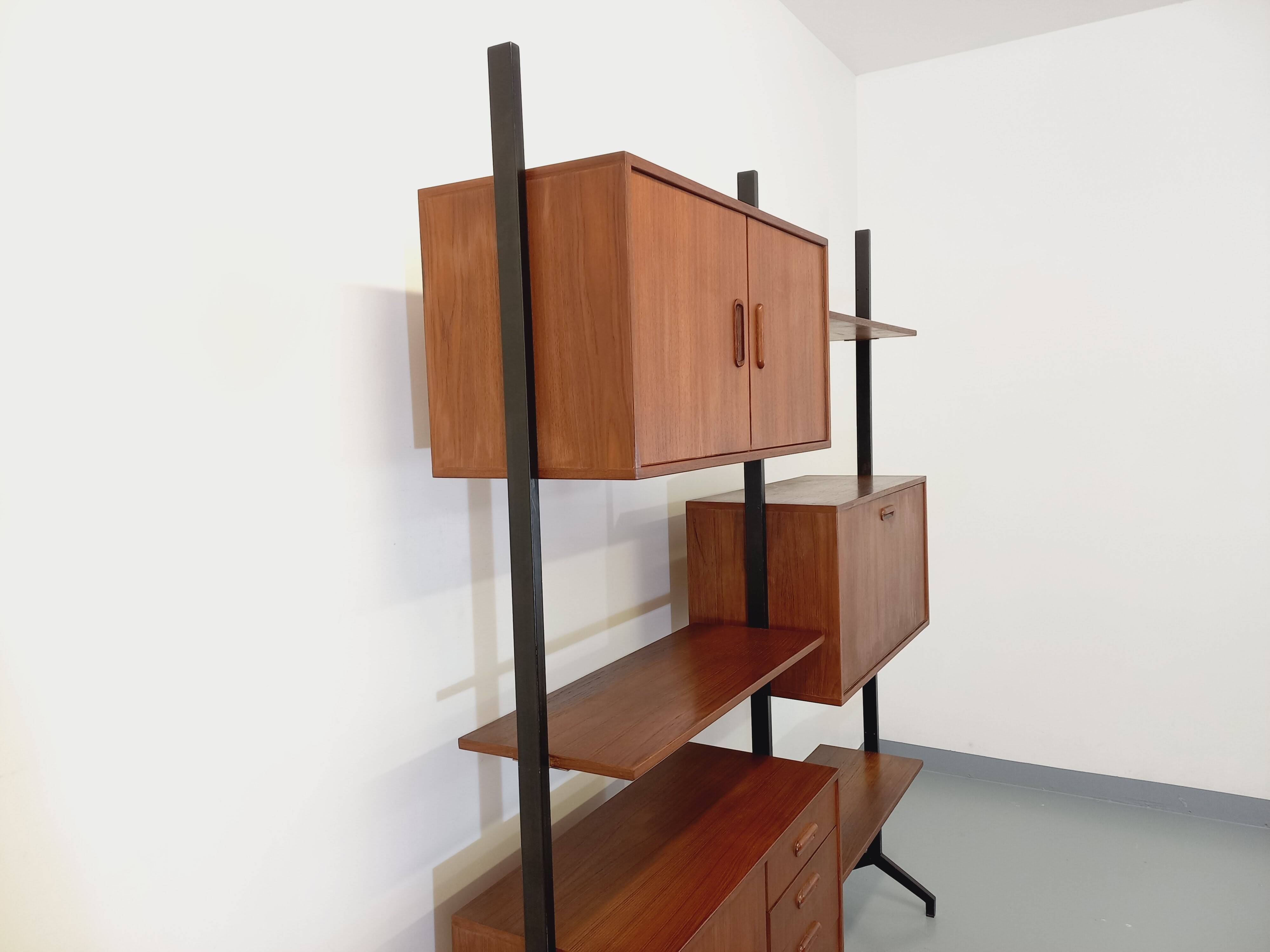 Italian bookcase vintage modular double shelf in teak and metal from the 60s