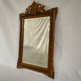 Miroir Napoléon III, doré avec fronton - 105x67cm