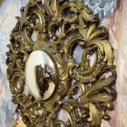 Antique gilded mirror in Baroque/Rococo style – Very richly carved frame