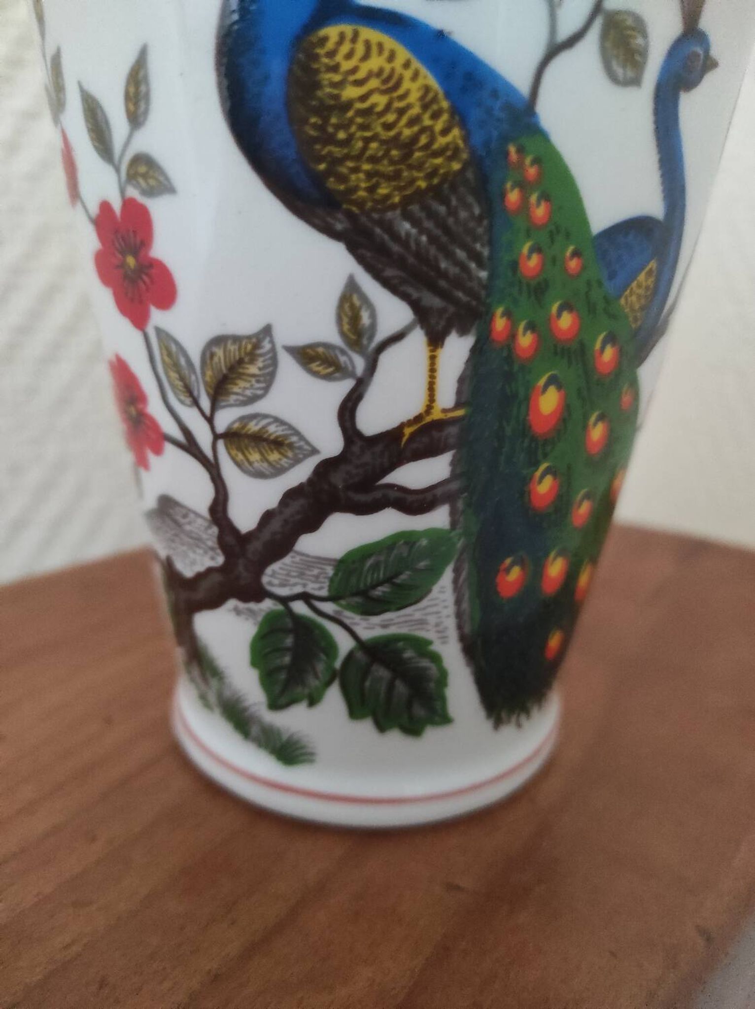 Porcelain vase with peacock decoration