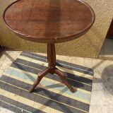 Wooden pedestal table