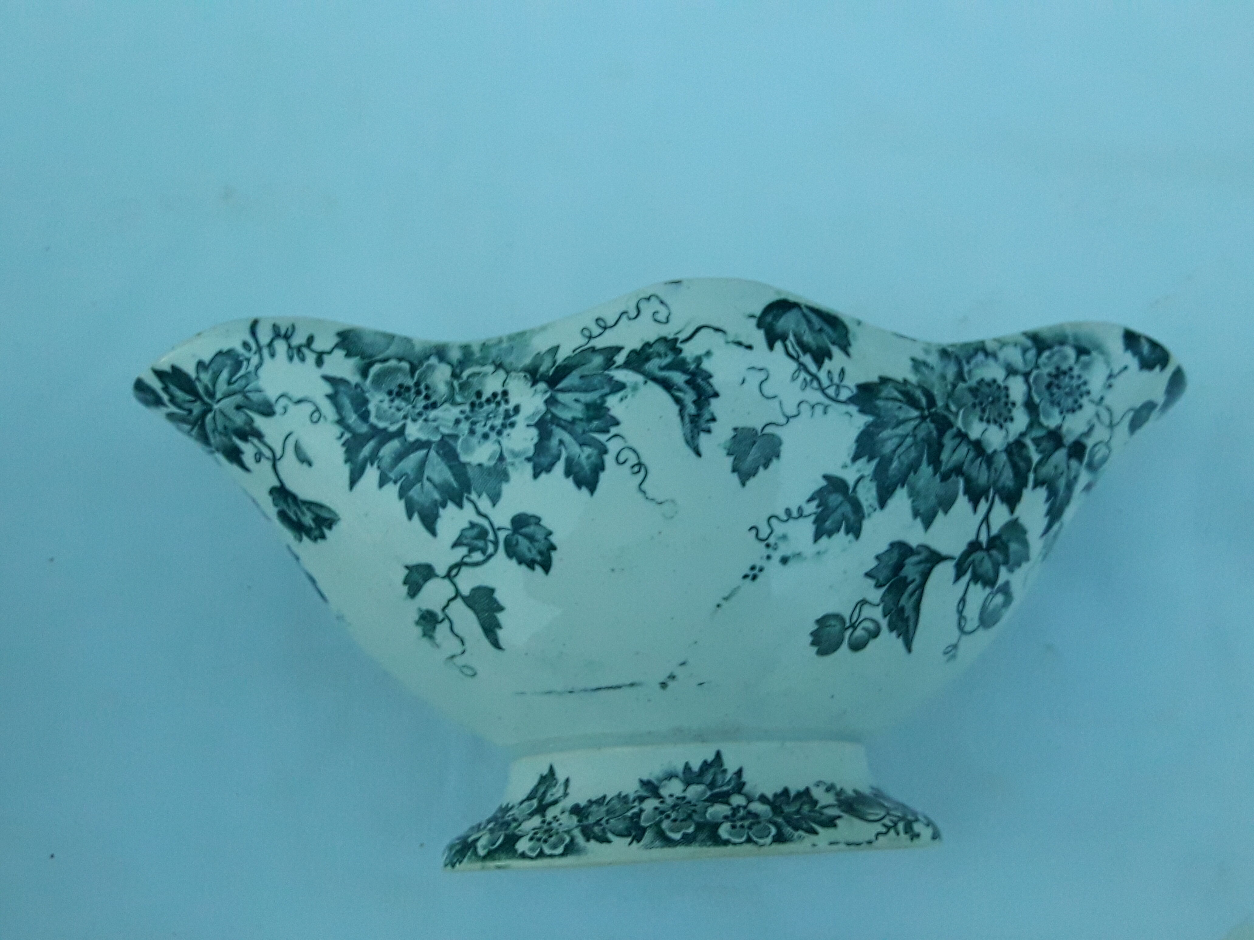 Saint Amand Hamage Saint Anonymous Saucière