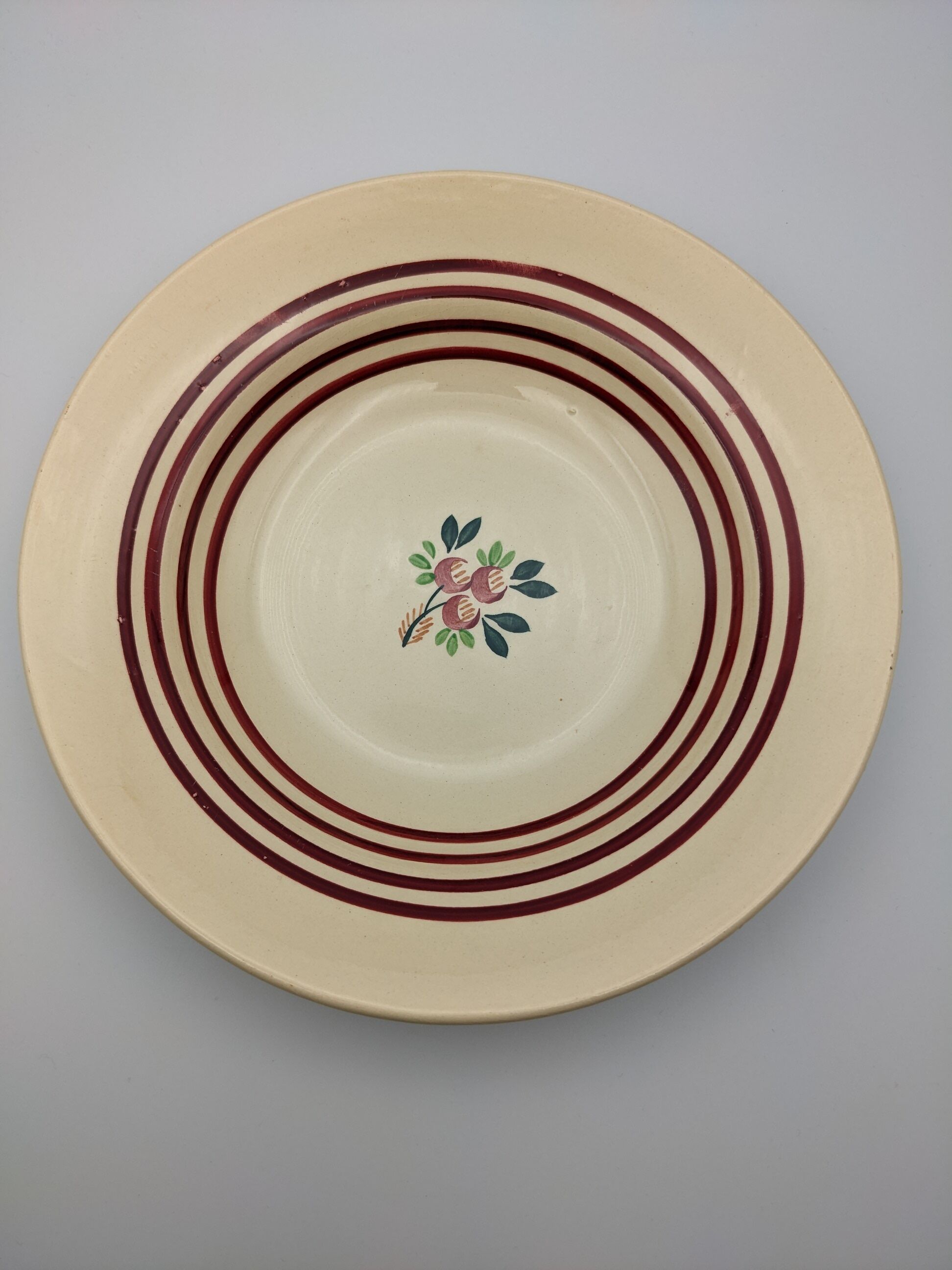 Lot of 6 hollow plates gien france beige color red border flower decoration