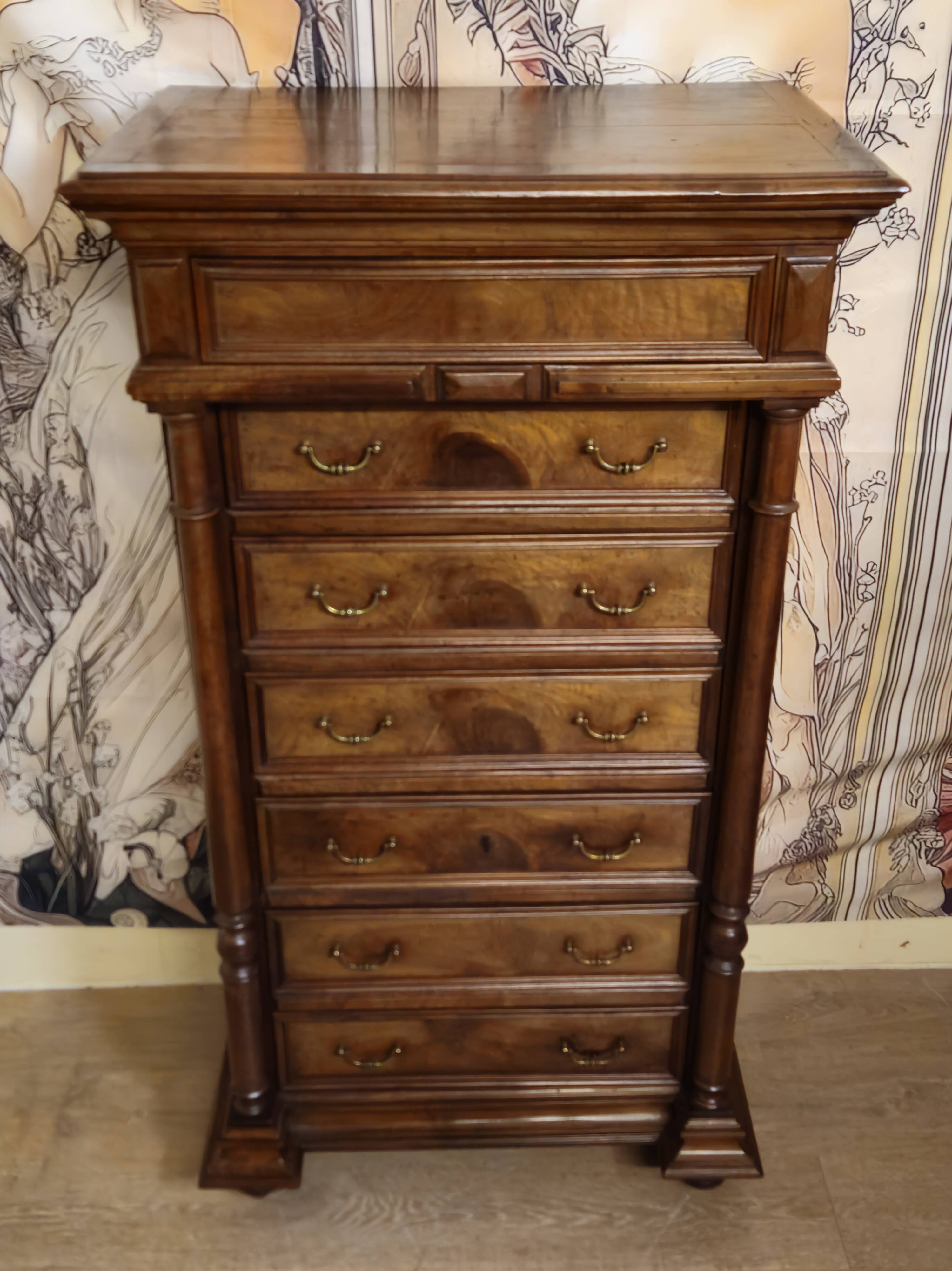 Chest of drawers / chiffonnier in solid walnut, Napoleonic III period – 19th century