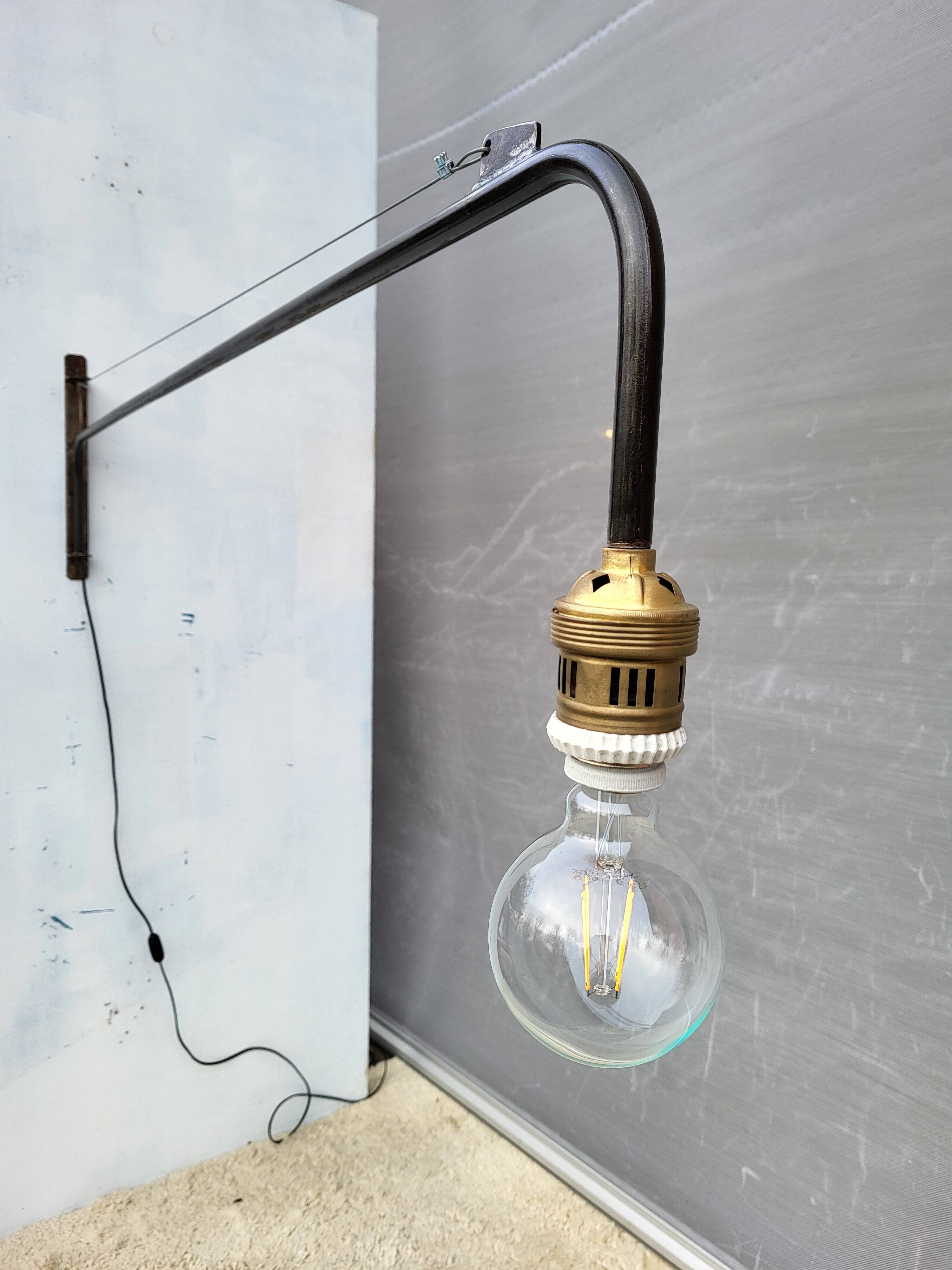 JIB180 workshop bracket wall light