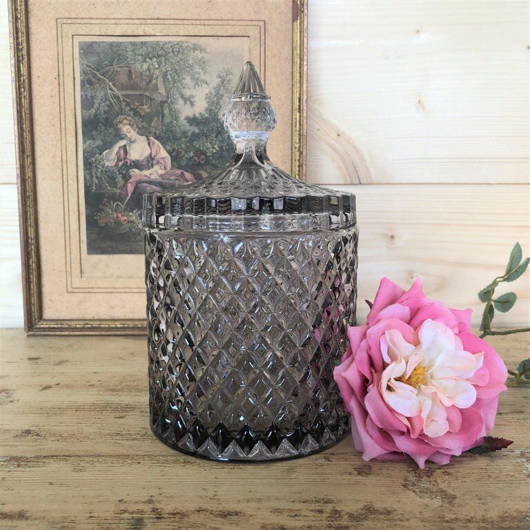 Chiseled glass candy