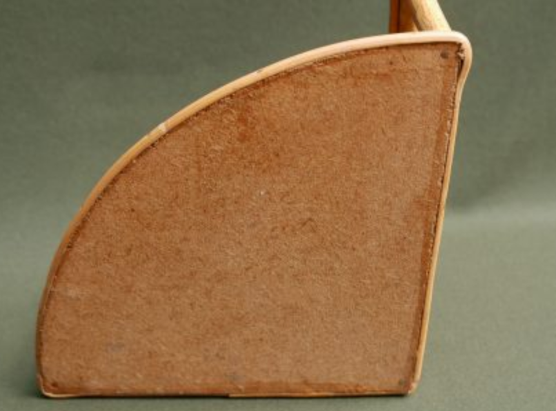 Vintage rattan corner