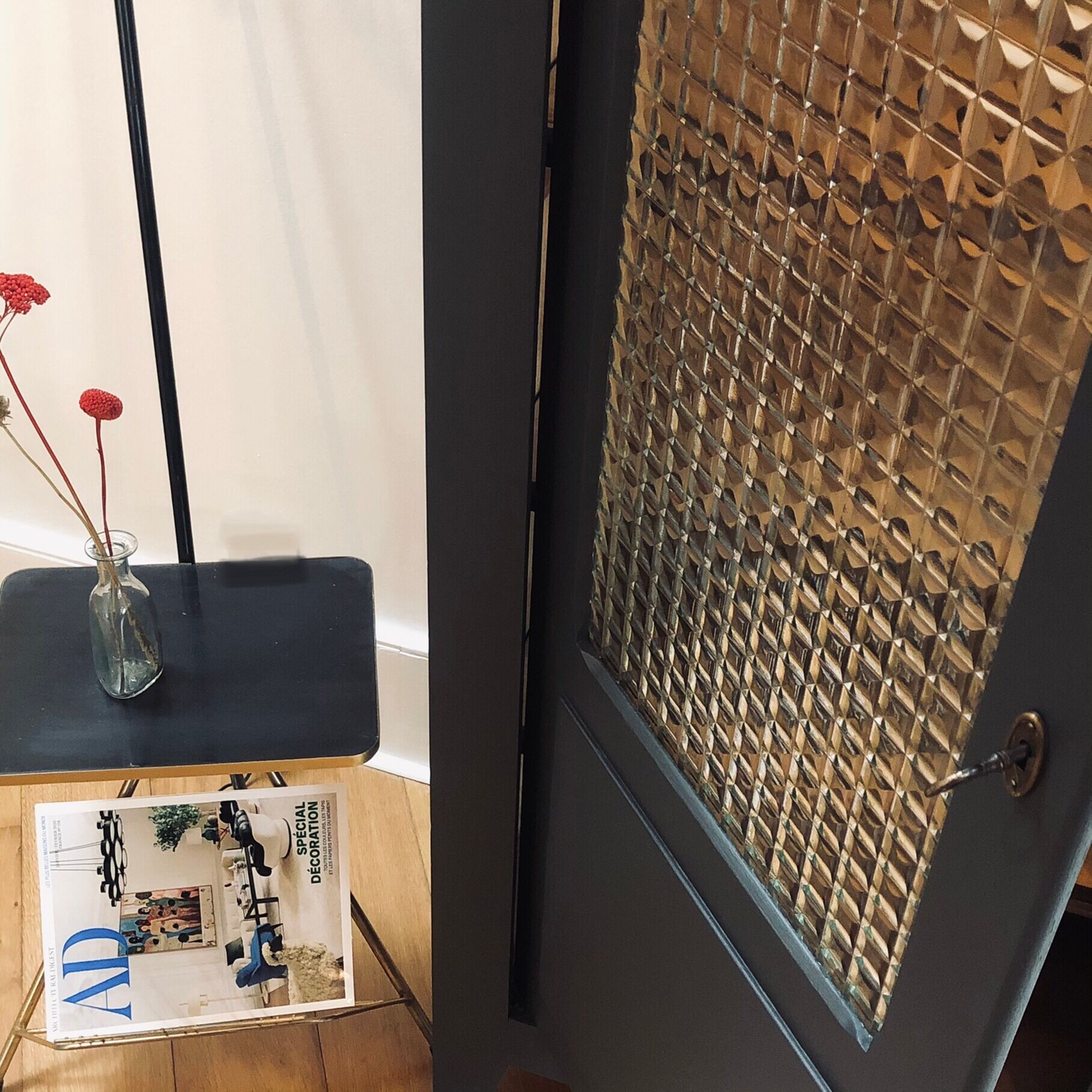 Glass cabinet