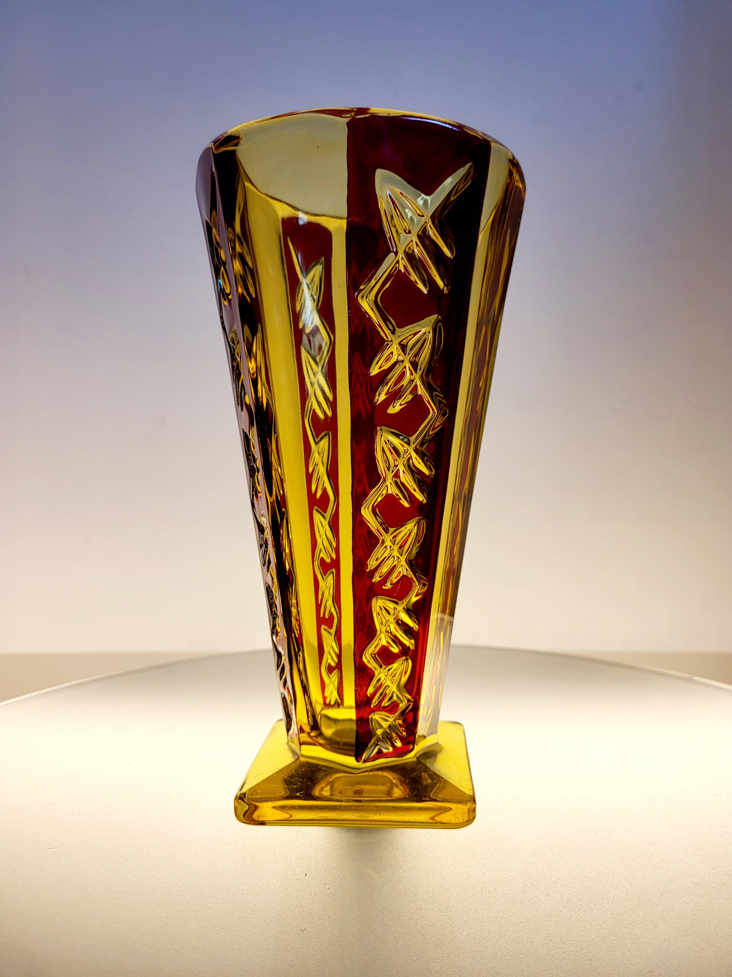 H. Markhbeinn Vaas, modèle Pompéi, art déco, 1932, Paris