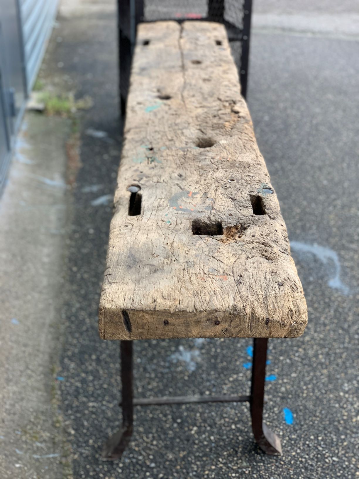 Console desserte "primitive" tray in oak steel frame