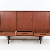 High teak row