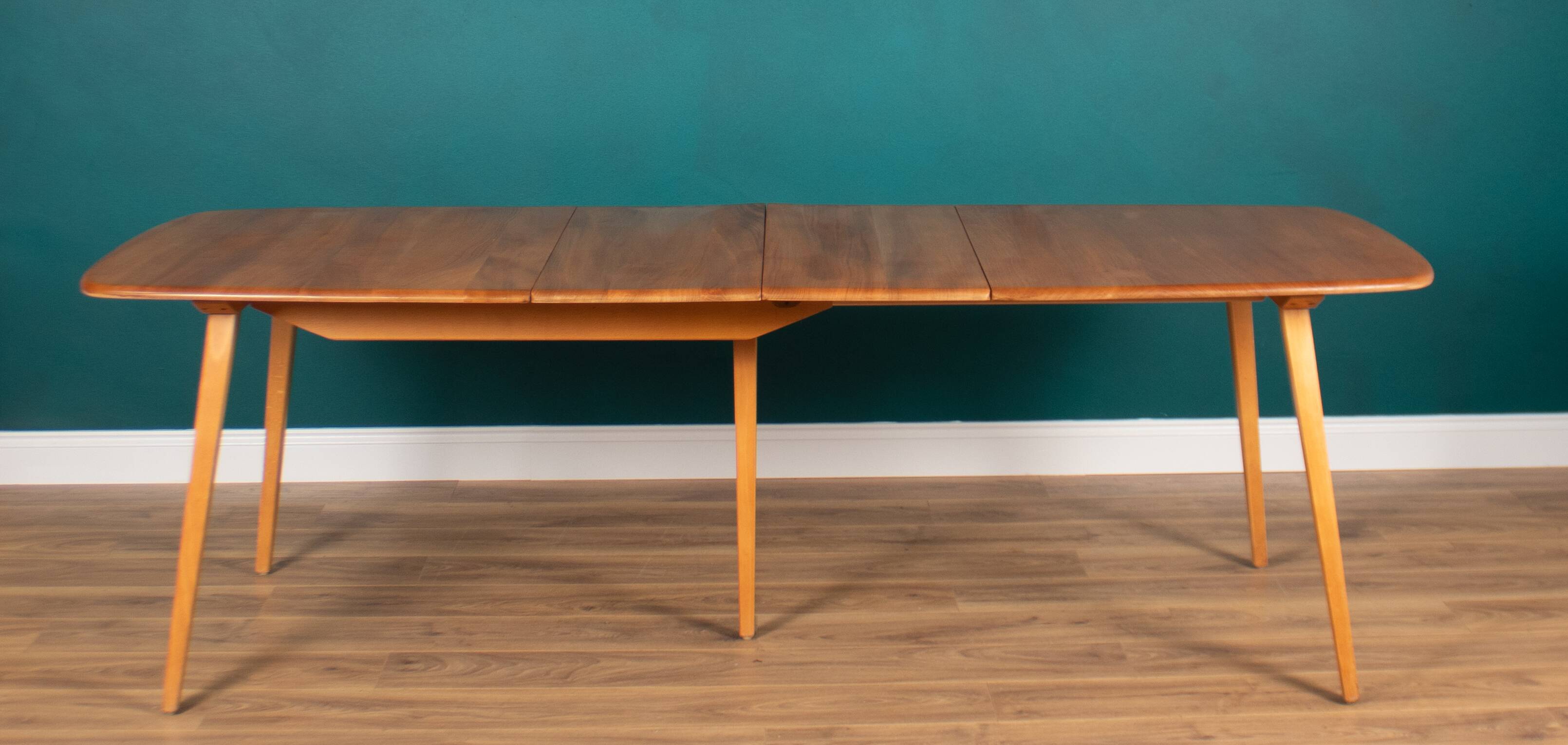 Table de salle à manger rétro en orme blond modèle 444, grande planche et 8 chaises de salle à manger d'orfèvre