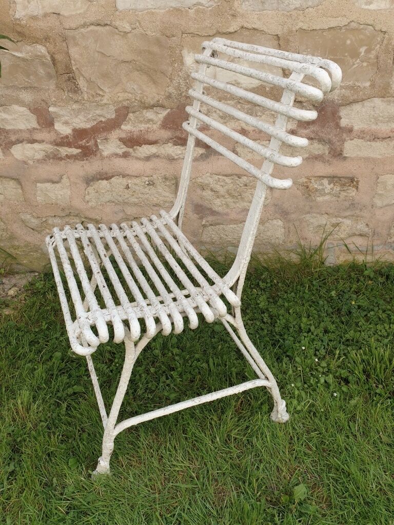 Garden chairs of Arras