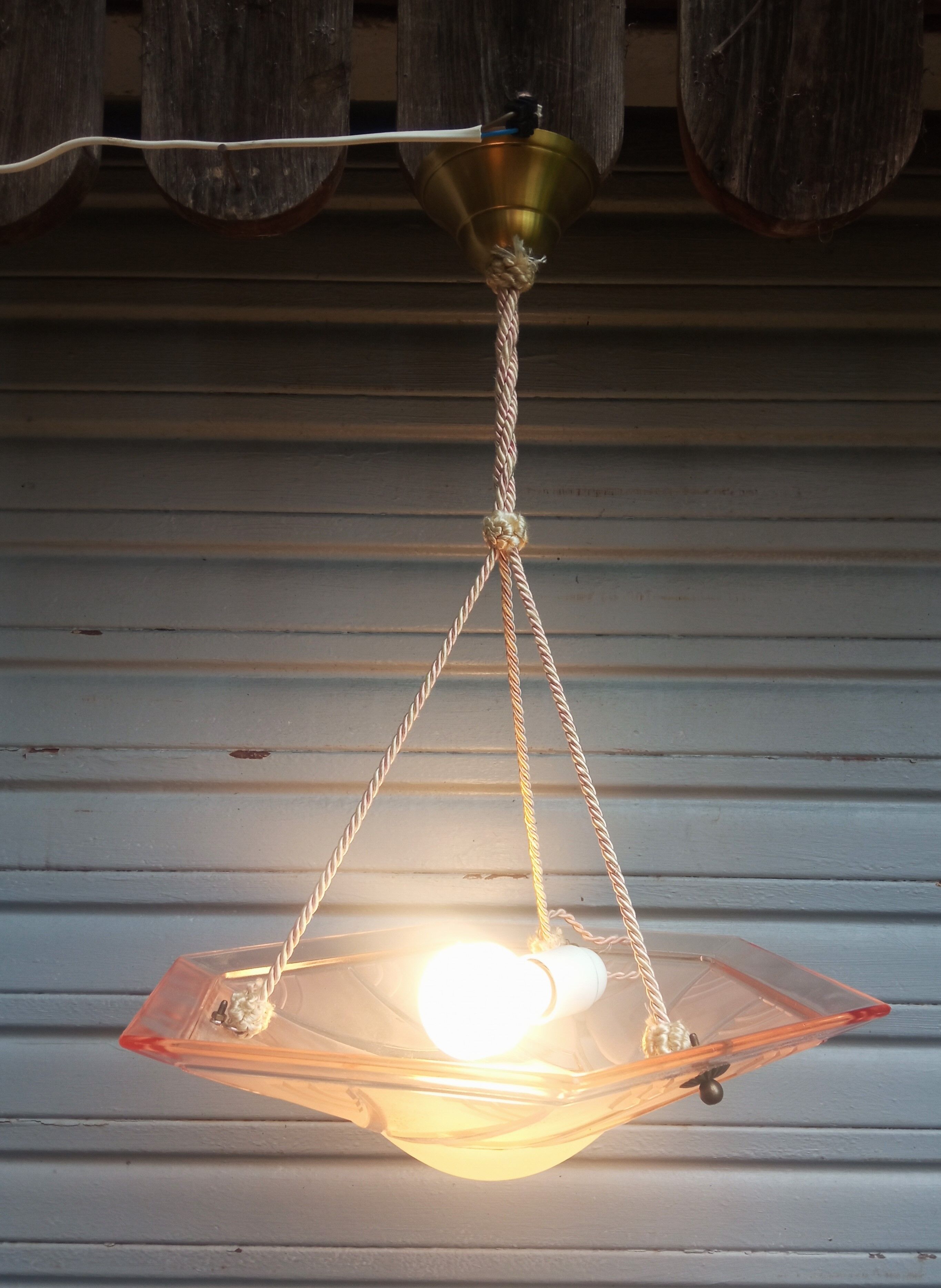 Art Deco ceiling lamp / chandelier in pink pressed molded glass in working order