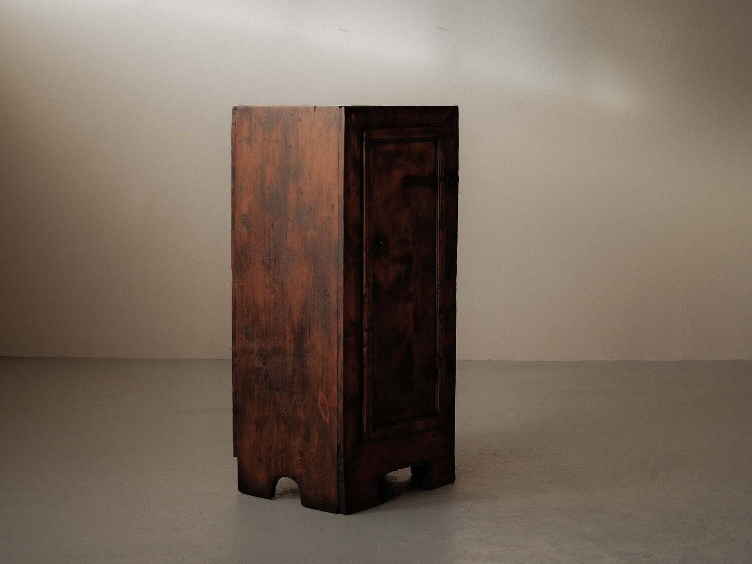 Bonnetière alpine en sapin – Piémont, XVIIIᵉ siècle, art populaire