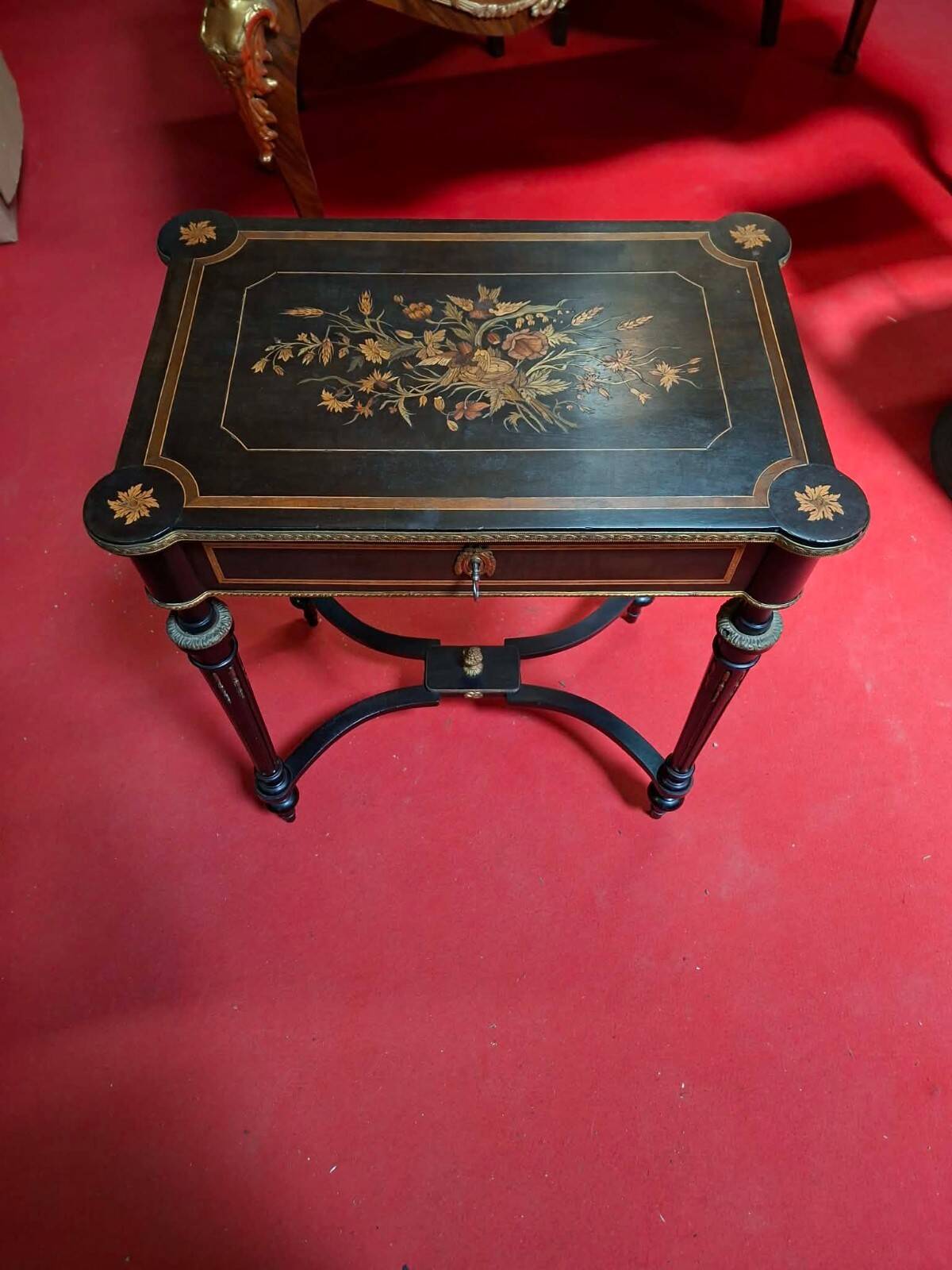 Work table/vanity in blackened wood and marquetry – Napoléon III period