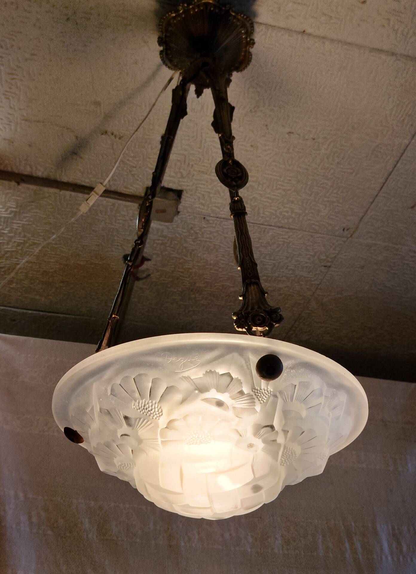 Art Deco bronze and glass suspension - 1930s/40s
