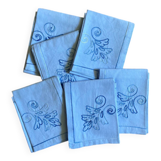 6 napkins