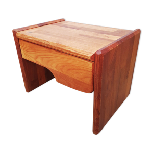 Table de chevet maison