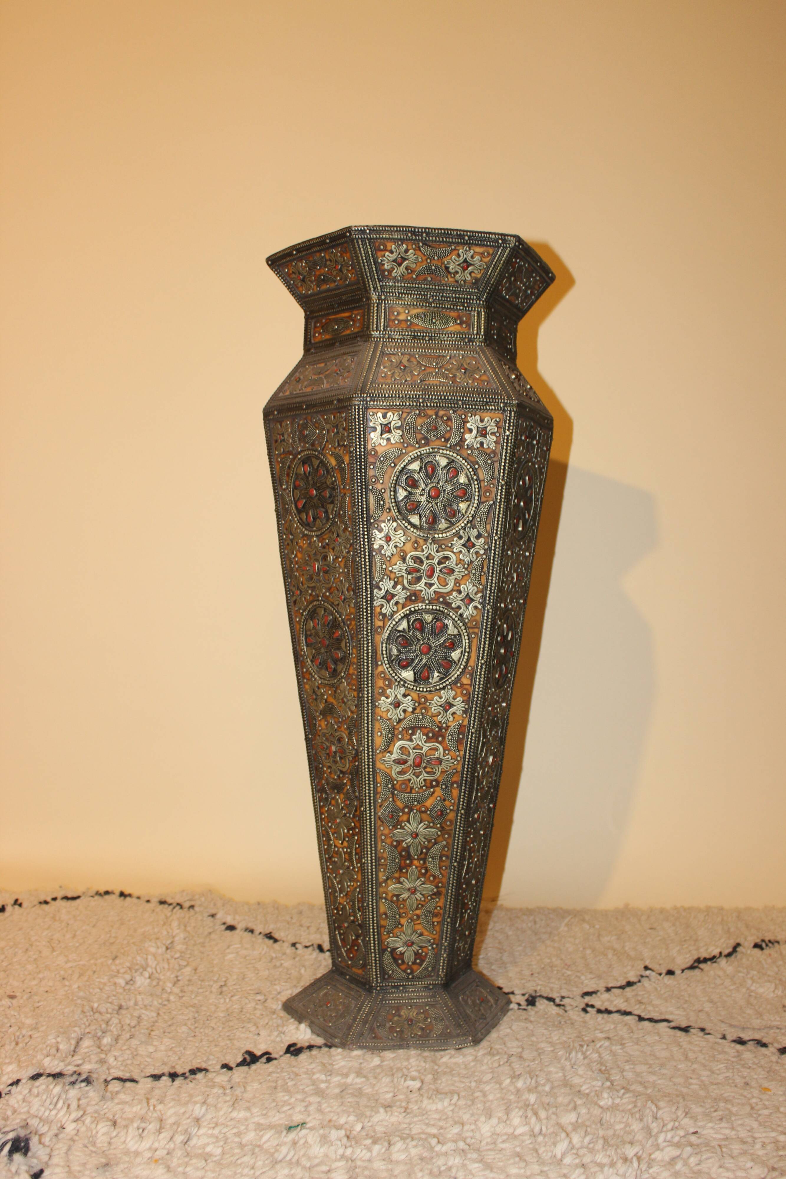 Wooden vase