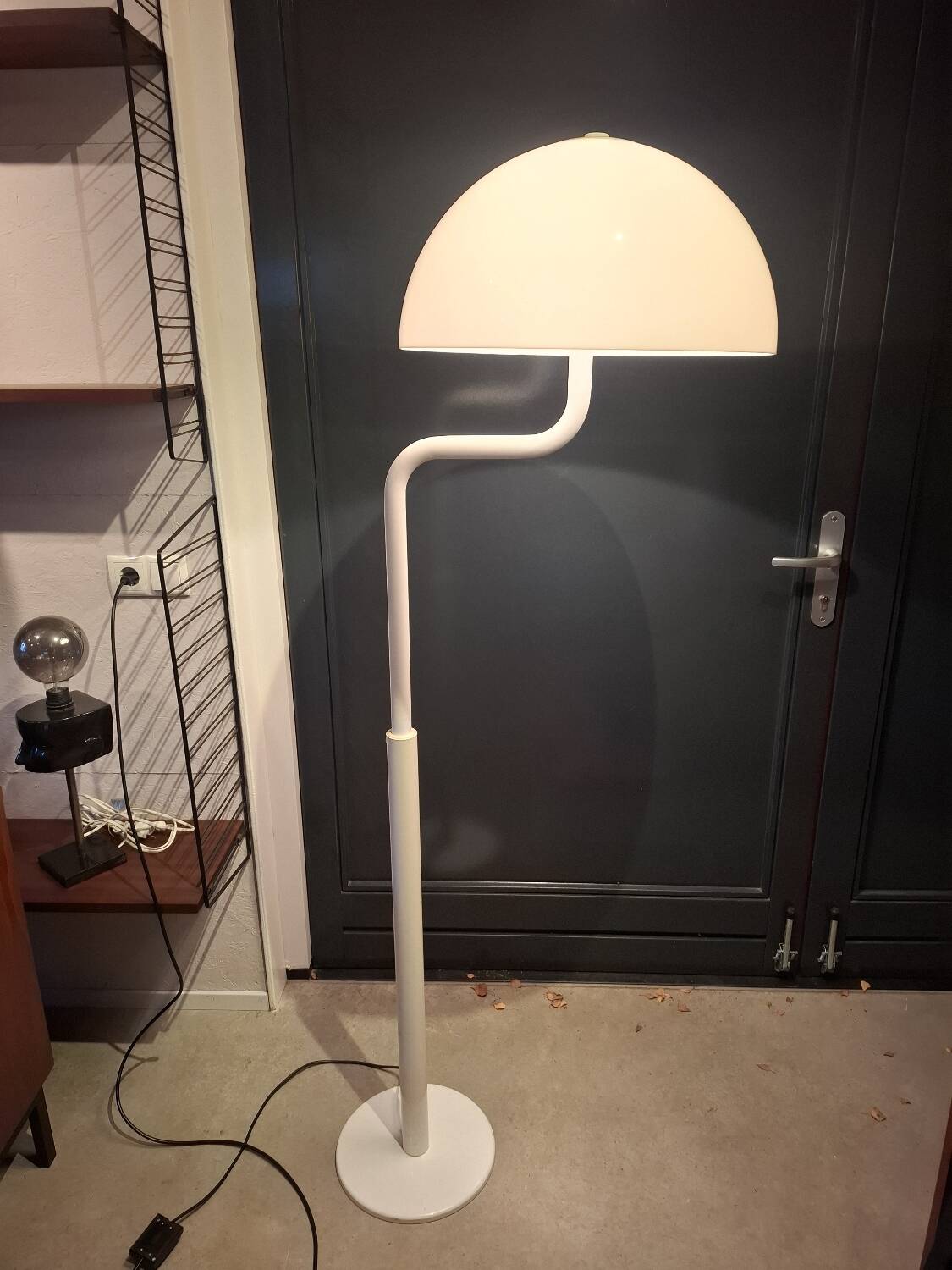 Lampe de sol vintage en forme de champignon