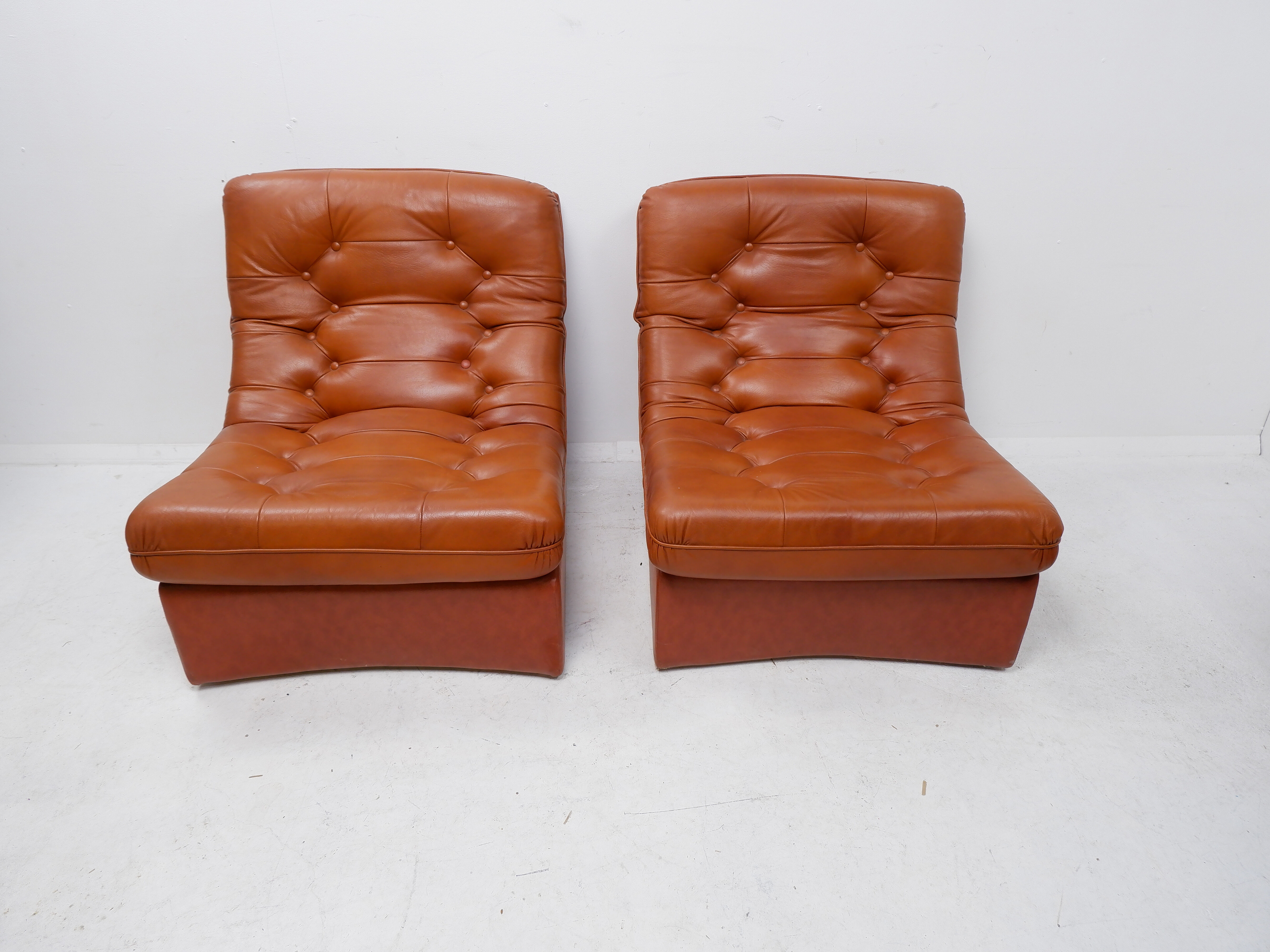 Vintage leather sofa 1970s