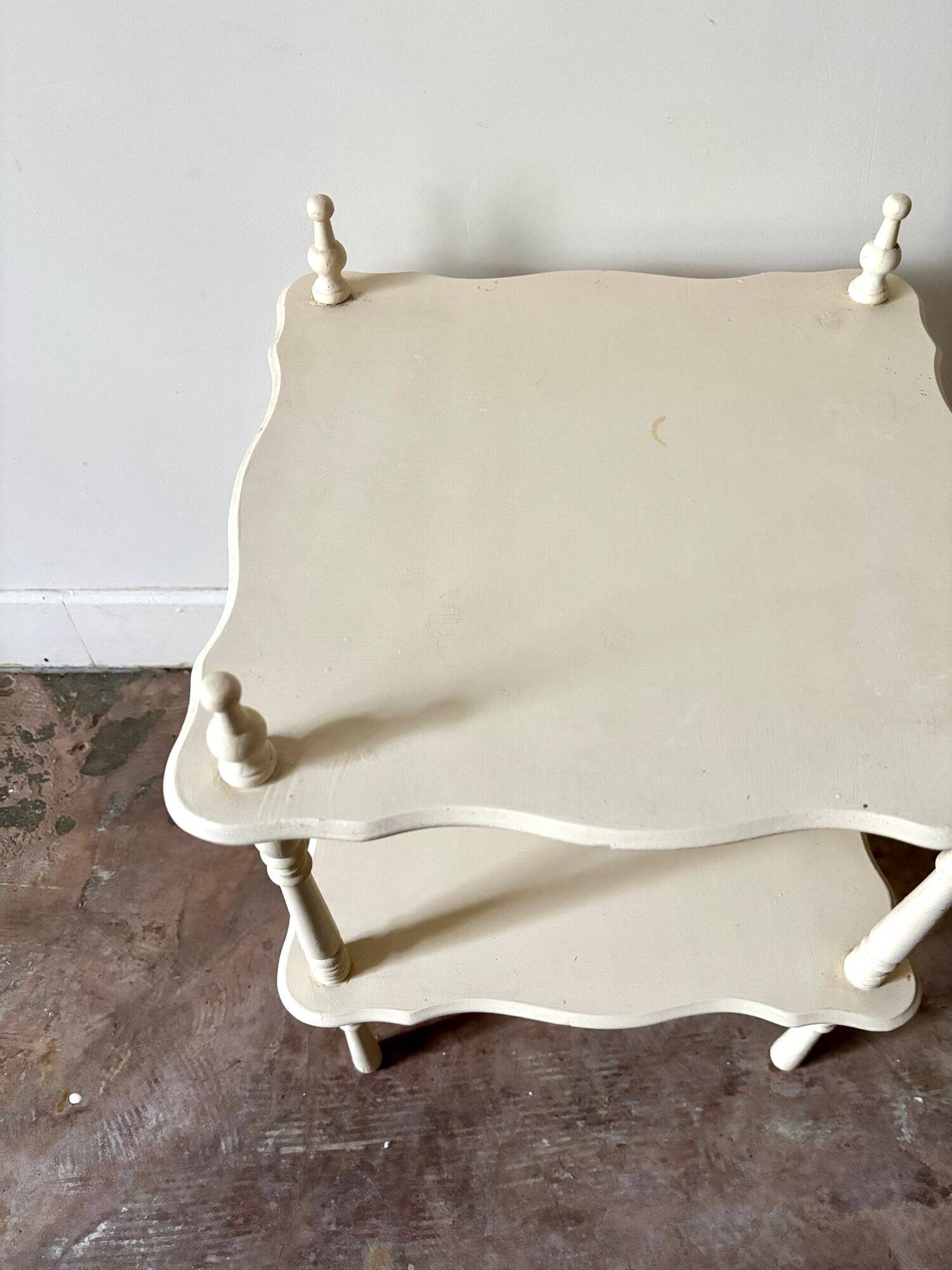 White turned wood side table, end table