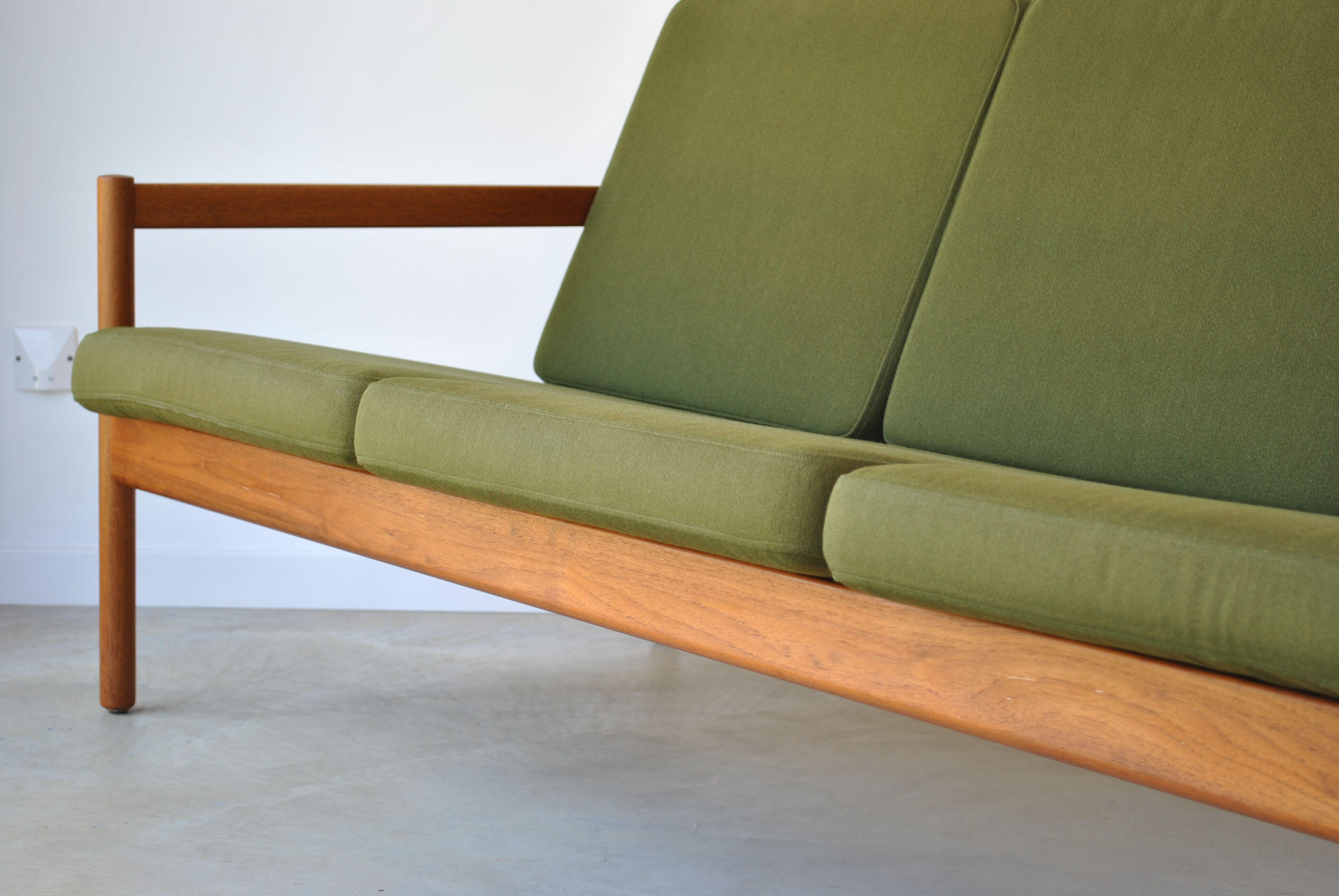 Danish sofa by Kai Kristiansen by Magnus Olesen for Domus Danica year 60
