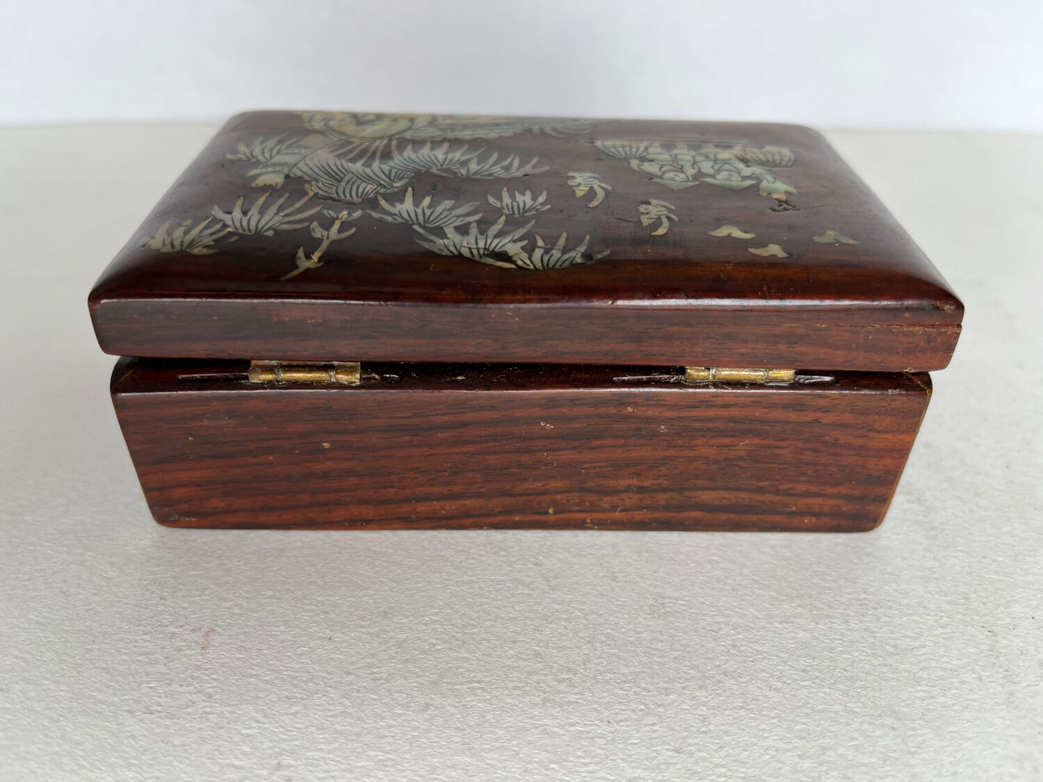 Wooden jewelry box