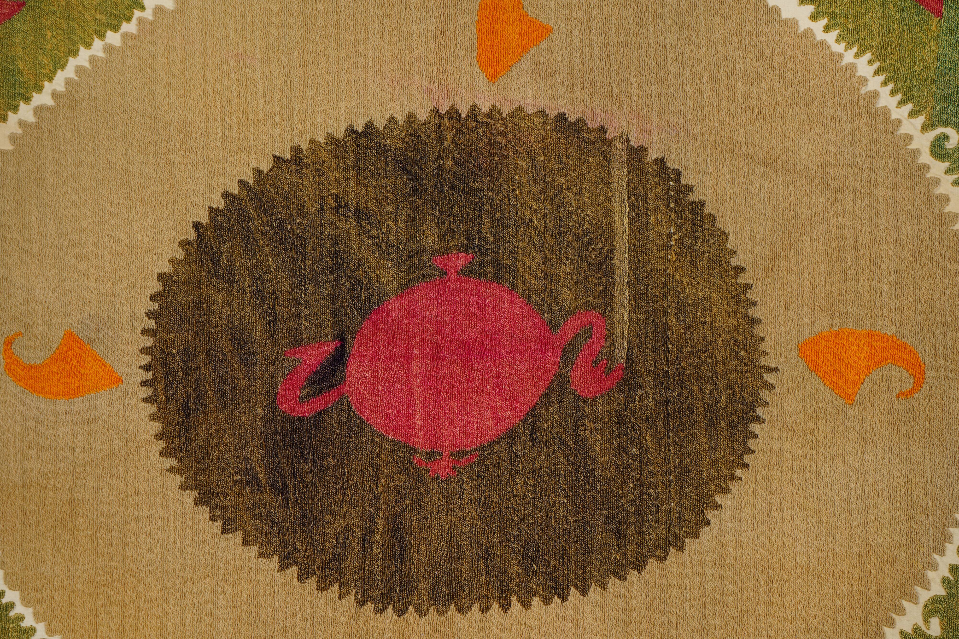 Vintage Turkish hand-knotted rug 107x126 cm