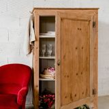 Burgundy toad armchair