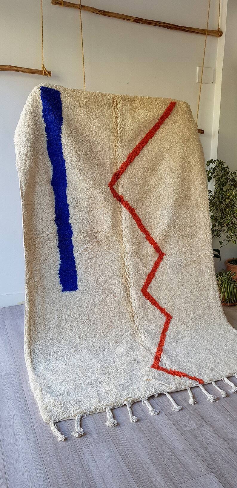 Traditional handmade Berber rug 250cmx150cm