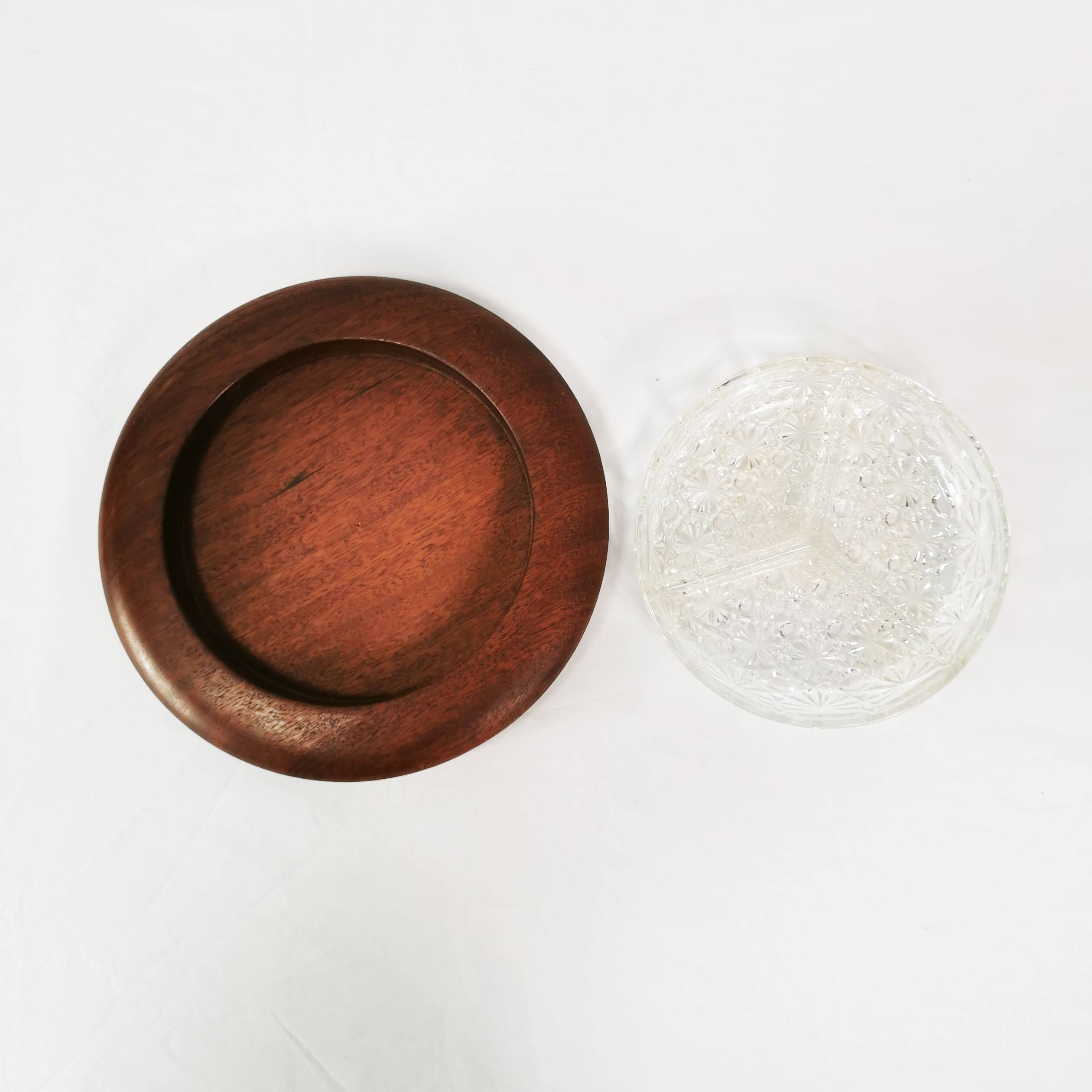 Mid Century teak snack plate, Richard Forgan Bwt, United Kingdom, 1960s.