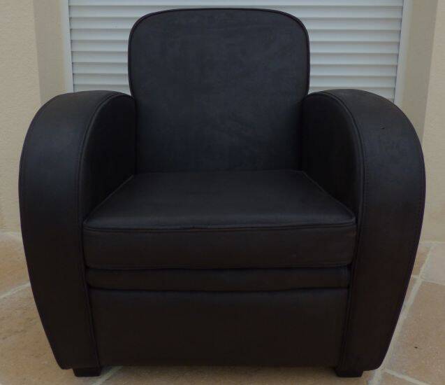 Black grey leather club chair - Very good condition