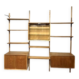 Cadovius vintage bookshelf