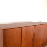 Buffet haut Mid-Century en Teck Modèle 13 par Gunni Omann pour Omann Jun, 1960s