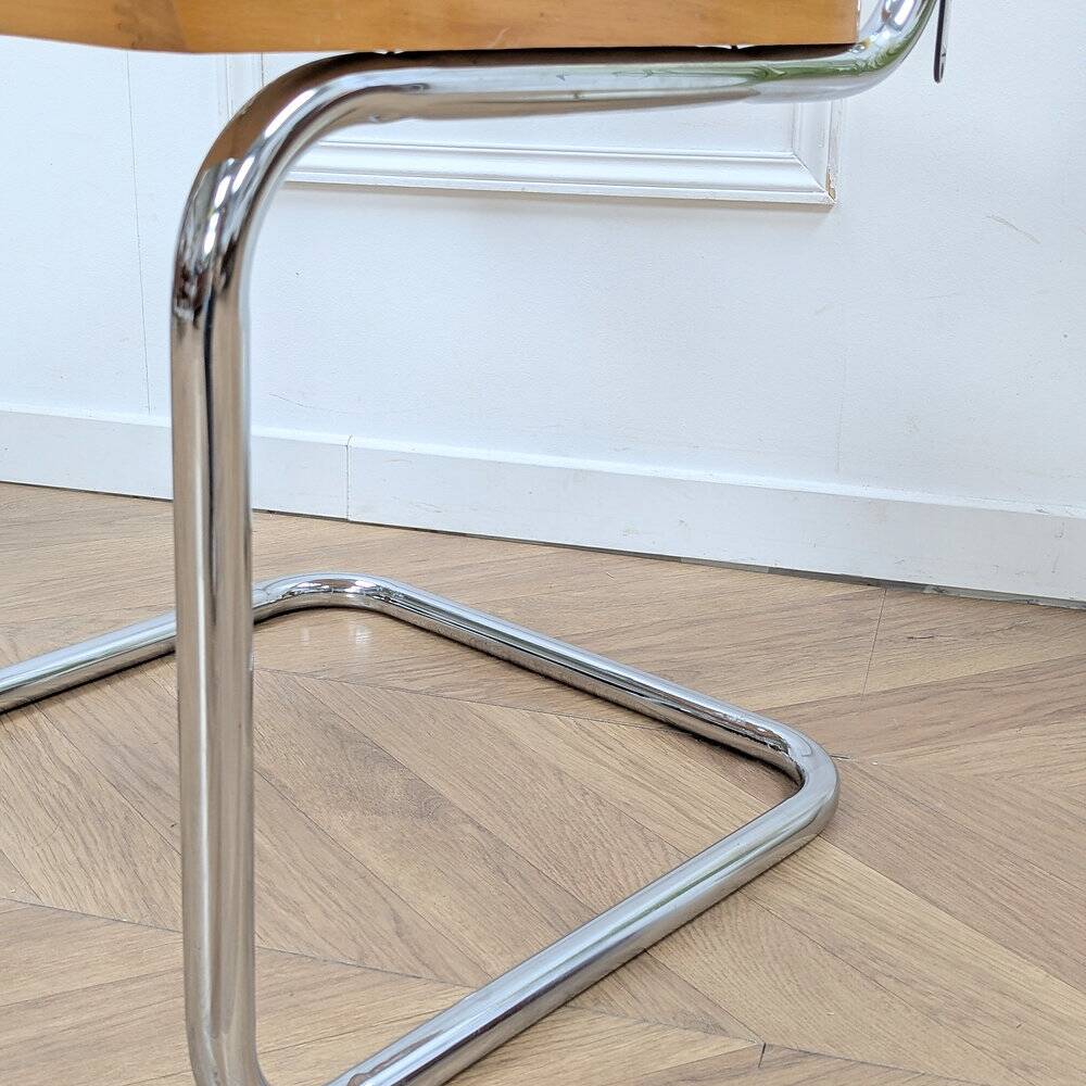 Chaise vintage B32 Marcel Breuer