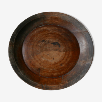 Old round wooden tray