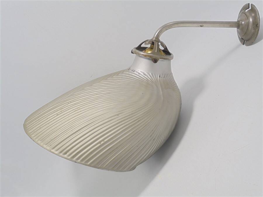 X-Ray reflector applique