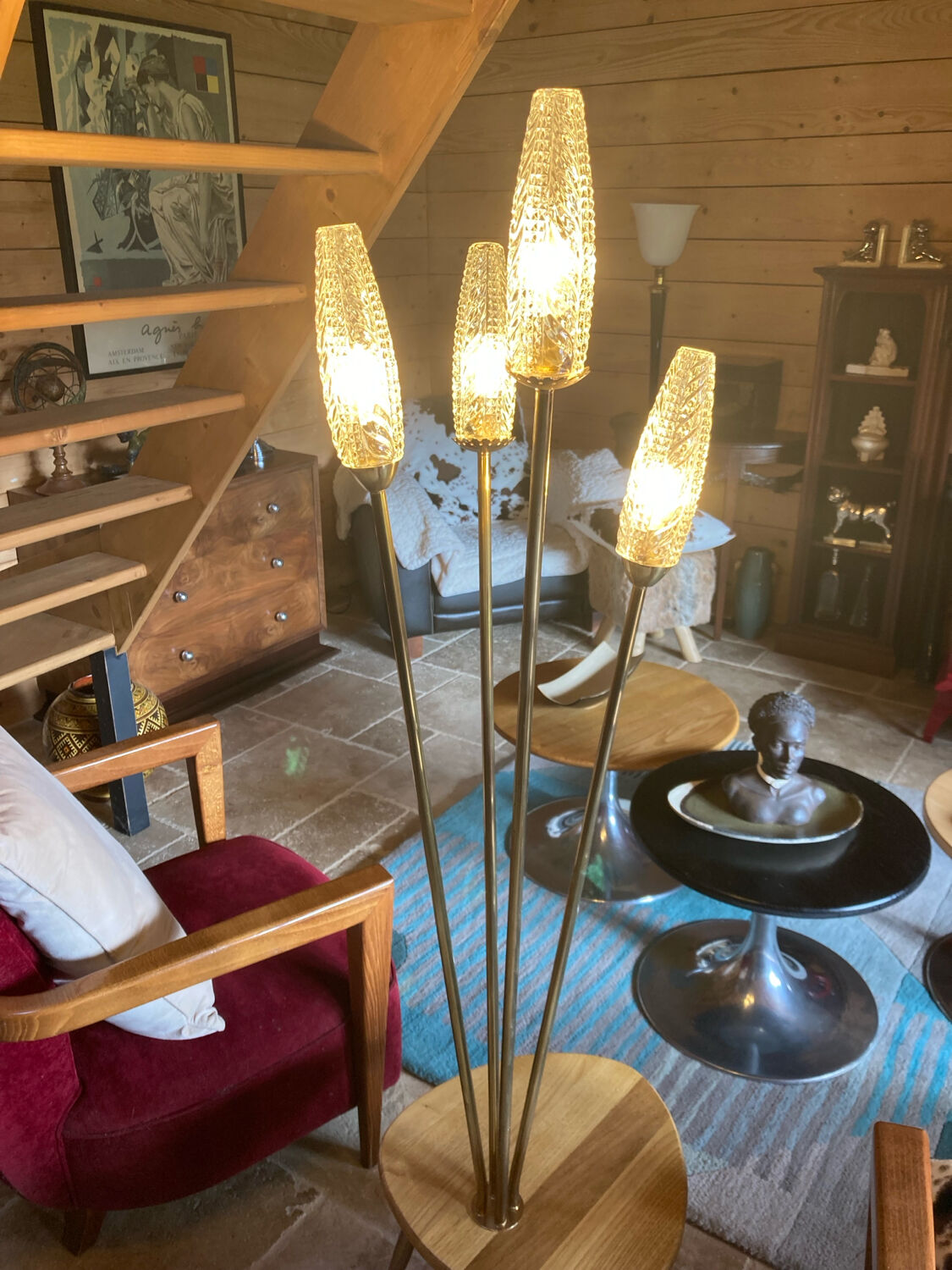 Vintage four-branch tripod lamp